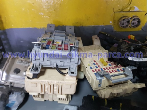 Hyundai İ20 Çıkma Sigorta Kutusu